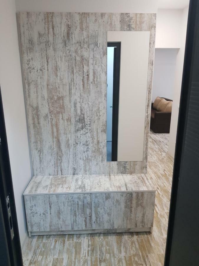 Silver Star Apartment 40M Ужгород Экстерьер фото